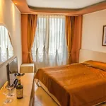 Ξενοδοχείο Golden Pearl Σάνι Μπιτς