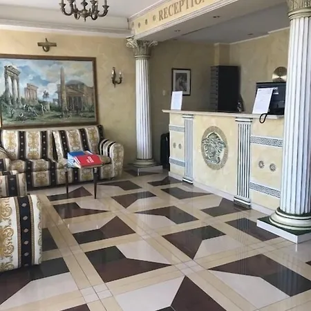 Golden Pearl Hotel