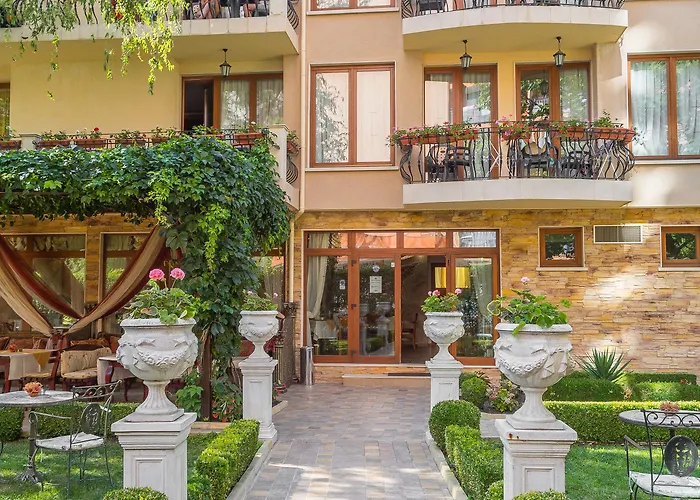 Szálloda Golden Pearl 3*