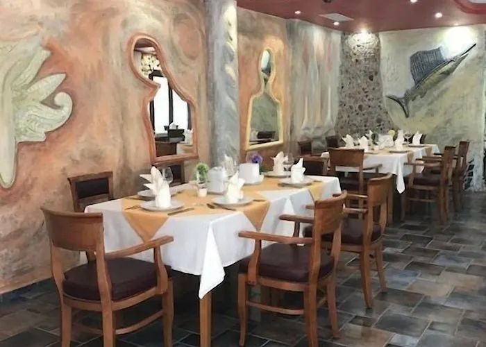 Golden Pearl Szálloda 3*